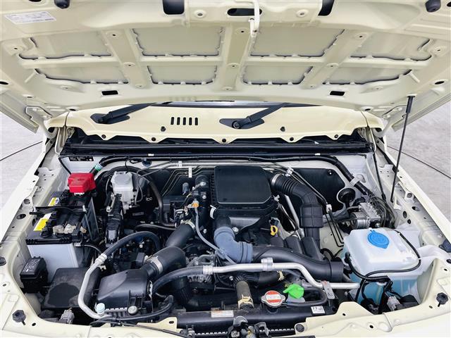 ジムニー ＸＣ　衝突軽減ブレーキ　車線逸脱警報装置　オートライト　クルーズコントロール　純正ナビゲーション　Ｂｌｕｅｔｏｏｔｈ　ＴＶ　ＥＴＣ　前後ドライブレコーダー　シートヒータープッシュスタート　スマートキー（41枚目）