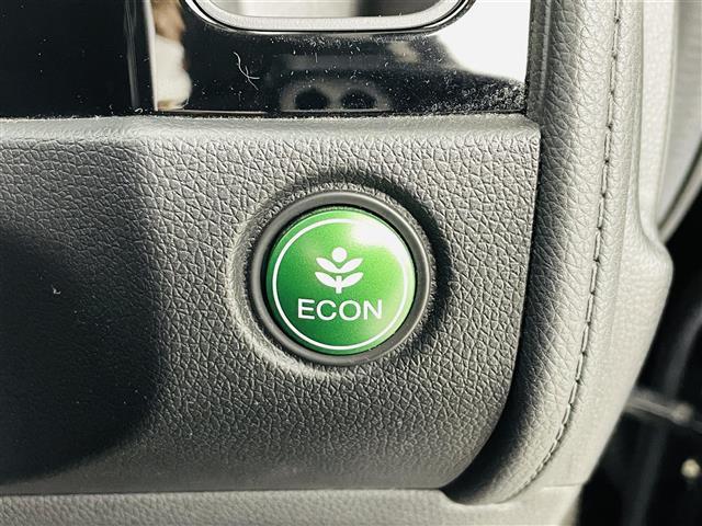 ガラスコーティング、ナビゲーション、ＥＴＣなど、その他のパーツの取り付けお見積もりのご相談も承っております！！クルマのこと何でもお任せください！