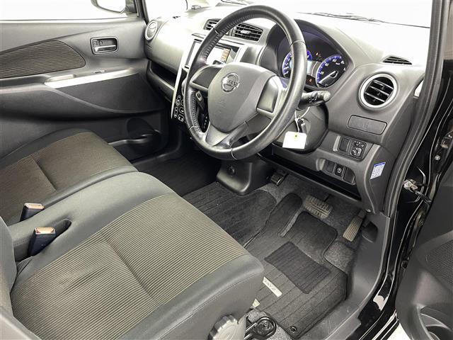 デイズ ハイウェイスター　Ｘ　純正７インチナビ　フルセグＴＶ／ＳＤ／ＣＤ／ＦＭ／ＡＭ　バックカメラ　ベンチシート　純正アルミホイール付きサマータイヤ　純正フロアマット　純正ドアバイザー　アイドリングストップ　プッシュスタート（15枚目）