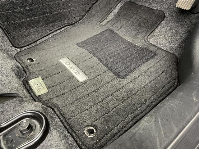 デイズ ハイウェイスター　Ｘ　純正７インチナビ　フルセグＴＶ／ＳＤ／ＣＤ／ＦＭ／ＡＭ　バックカメラ　ベンチシート　純正アルミホイール付きサマータイヤ　純正フロアマット　純正ドアバイザー　アイドリングストップ　プッシュスタート（32枚目）