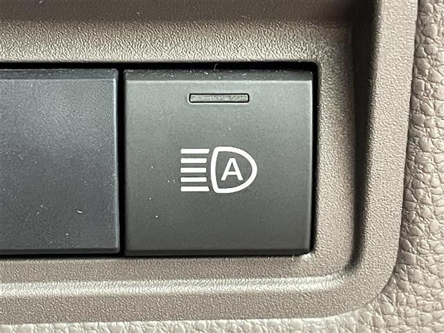 ヤリス ハイブリッドＧ　トヨタセーフティセンス　純正ディスプレイオーディオ　ＢＴ／ＵＳＢ／ＡＭ／ＦＭ　Ｍｉｒａｃａｓｔ　マルチコテクティッドナビ　バックカメラ　シートヒーター　クルーズコントロール　寒冷地仕様　オートライト（6枚目）