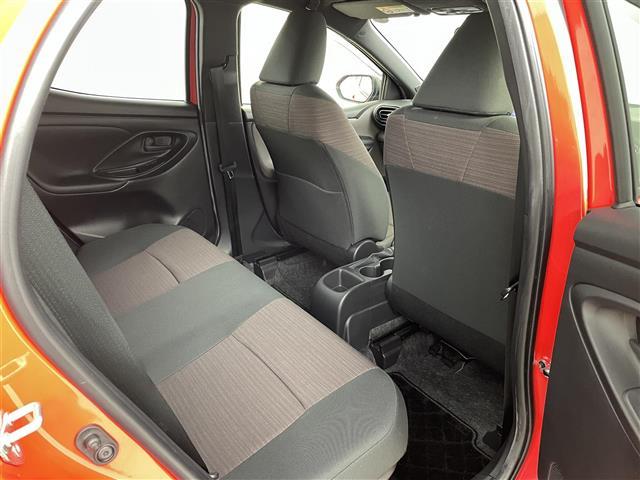 ヤリス ハイブリッドＧ　トヨタセーフティセンス　純正ディスプレイオーディオ　ＢＴ／ＵＳＢ／ＡＭ／ＦＭ　Ｍｉｒａｃａｓｔ　マルチコテクティッドナビ　バックカメラ　シートヒーター　クルーズコントロール　寒冷地仕様　オートライト（25枚目）