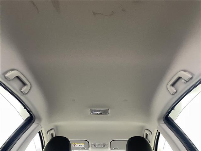 アクア Ｓ　スタイルブラック　トヨタセーフティセンス　純正ナビ　バックカメラ　ＥＴＣ　ドライブレコーダー　ＬＥＤヘッドライト　フォグランプ　純正フロアマット　ドアバイザー　スマートキー　プッシュスタート（26枚目）