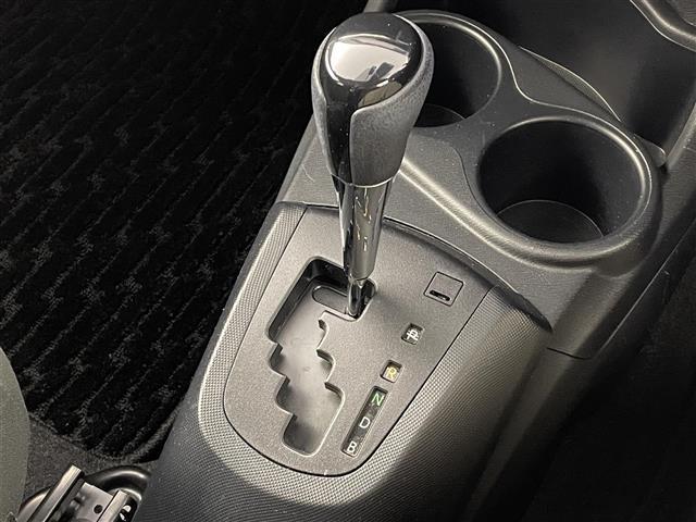 アクア Ｓ　スタイルブラック　トヨタセーフティセンス　純正ナビ　バックカメラ　ＥＴＣ　ドライブレコーダー　ＬＥＤヘッドライト　フォグランプ　純正フロアマット　ドアバイザー　スマートキー　プッシュスタート（33枚目）