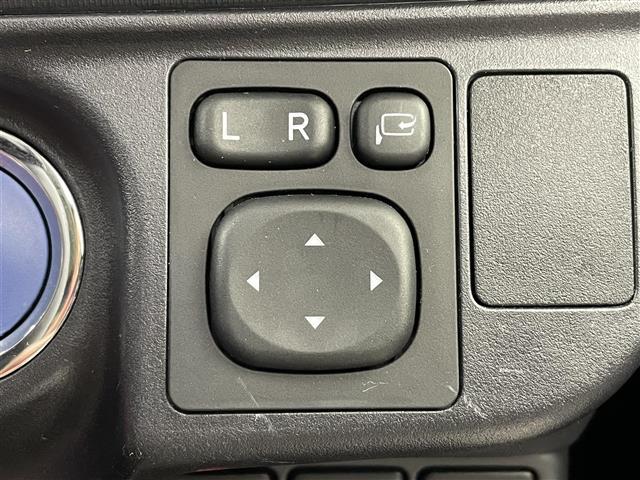 アクア Ｓ　スタイルブラック　トヨタセーフティセンス　純正ナビ　バックカメラ　ＥＴＣ　ドライブレコーダー　ＬＥＤヘッドライト　フォグランプ　純正フロアマット　ドアバイザー　スマートキー　プッシュスタート（34枚目）