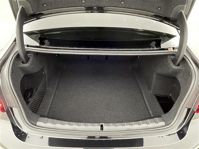 ３シリーズ ３１８ｉ　Ｍスポーツ　ドライビング・アシスト・プロフェッショナル　ｈａｒｍａｎ／ｋａｒｄｏｎ　サラウンド・サウンド・システム　純正１４．９ナビ　ＢＴ／Ａｐｐｌｅ　Ｃａｒｐｌａｙ／ＦＭ／ＡＭ　コーナリング・ライト（12枚目）