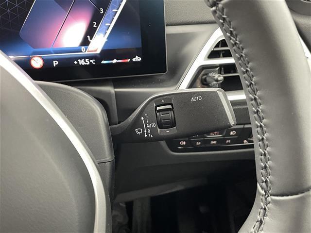 ３シリーズ ３１８ｉ　Ｍスポーツ　ドライビング・アシスト・プロフェッショナル　ｈａｒｍａｎ／ｋａｒｄｏｎ　サラウンド・サウンド・システム　純正１４．９ナビ　ＢＴ／Ａｐｐｌｅ　Ｃａｒｐｌａｙ／ＦＭ／ＡＭ　コーナリング・ライト（31枚目）