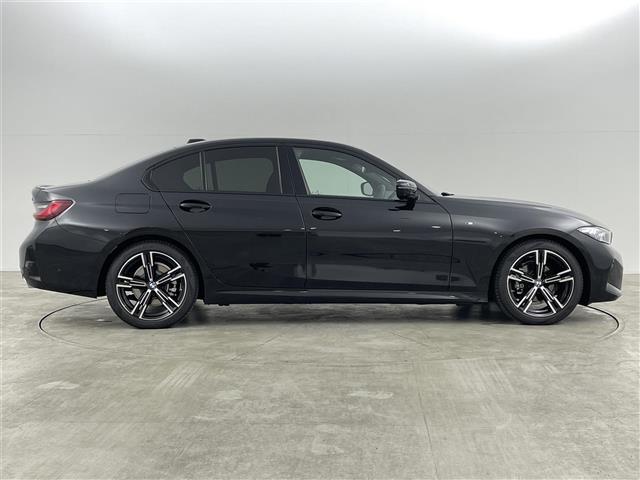 ３シリーズ ３１８ｉ　Ｍスポーツ　ドライビング・アシスト・プロフェッショナル　ｈａｒｍａｎ／ｋａｒｄｏｎ　サラウンド・サウンド・システム　純正１４．９ナビ　ＢＴ／Ａｐｐｌｅ　Ｃａｒｐｌａｙ／ＦＭ／ＡＭ　コーナリング・ライト（39枚目）