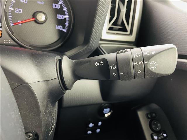 タフト G クロムベンチャー 純正SDナビ フルセグ スマートアシスト ETC サンルーフ 全方位カメラ 前席シートヒーター LEDヘッドライト オートライト オートマチックハイビーム ナビ連動前方ドライブレコーダー(9枚目)