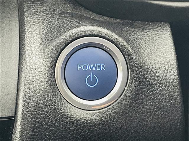 ヤリスクロス ハイブリッドＧ　ワンオーナー　純正ディスプレイオーディオ　バックカメラ　ビルトインＥＴＣ　レーダークルーズコントロール　社外前後ドライブレコーダー　ＡＣ１００Ｖコンセント　電動パーキングブレーキ　純正ホイール（8枚目）