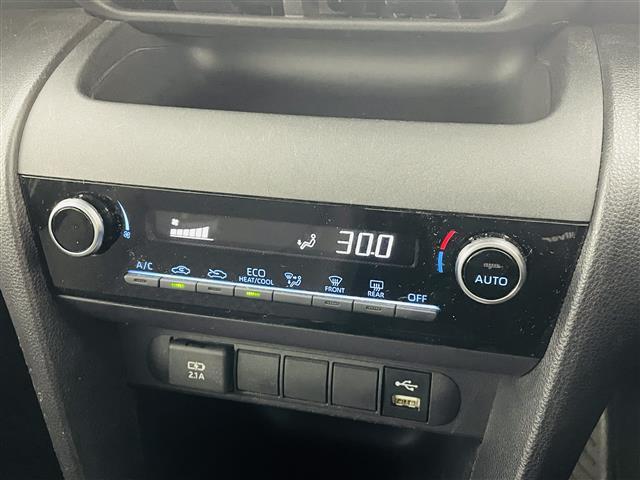 ヤリスクロス ハイブリッドＧ　ワンオーナー　純正ディスプレイオーディオ　バックカメラ　ビルトインＥＴＣ　レーダークルーズコントロール　社外前後ドライブレコーダー　ＡＣ１００Ｖコンセント　電動パーキングブレーキ　純正ホイール（25枚目）