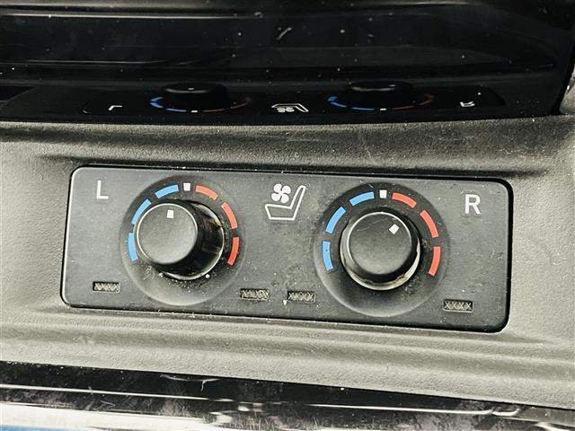 アルファード ２．５Ｓ　Ｃパッケージ　両側電動ドア　純正ナビ　純正フリップダウンモニター　フルセグ　ＥＴＣ　トヨタセーフティーセンス　シートヒーター　エアシート　ＬＥＤヘッドライト　フォグランプ　オートライト　オートマチックハイビーム（33枚目）