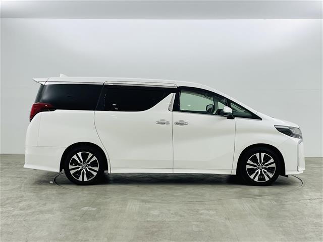 アルファード ２．５Ｓ　Ｃパッケージ　両側電動ドア　純正ナビ　純正フリップダウンモニター　フルセグ　ＥＴＣ　トヨタセーフティーセンス　シートヒーター　エアシート　ＬＥＤヘッドライト　フォグランプ　オートライト　オートマチックハイビーム（39枚目）