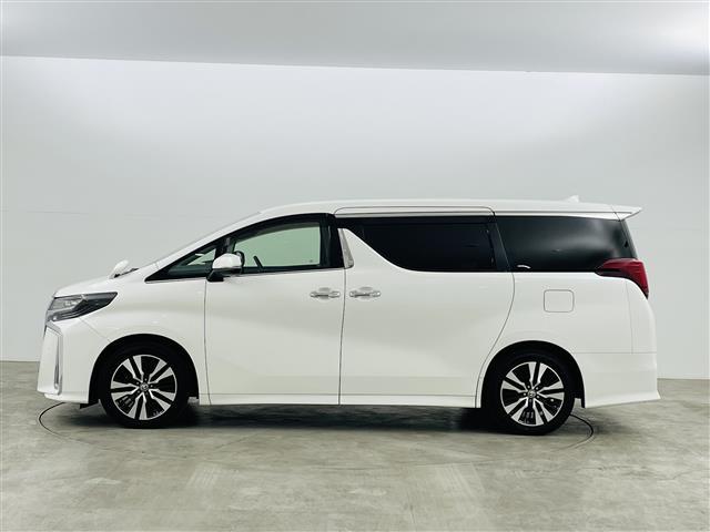 アルファード ２．５Ｓ　Ｃパッケージ　両側電動ドア　純正ナビ　純正フリップダウンモニター　フルセグ　ＥＴＣ　トヨタセーフティーセンス　シートヒーター　エアシート　ＬＥＤヘッドライト　フォグランプ　オートライト　オートマチックハイビーム（40枚目）