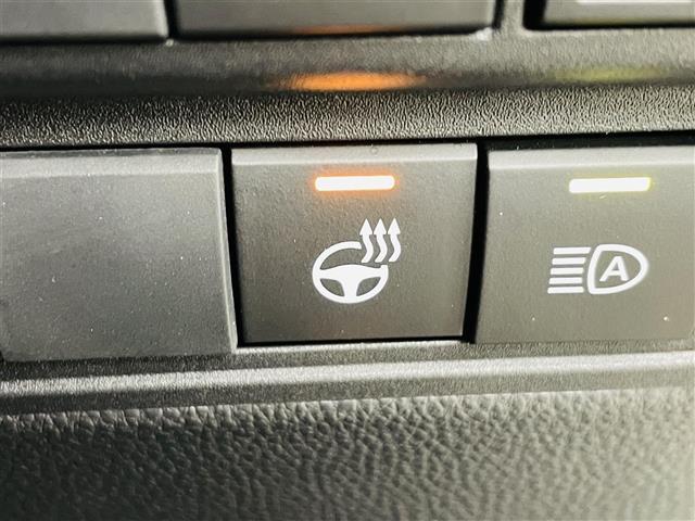 ヤリスクロス ハイブリッドＺ　アドベンチャー　プリクラッシュセーフティ　レーントレーシングアシスト　レーダークルーズコントロール　ブラインドスポットモニター　純正ナビゲーション　Ｂｌｕｅｔｏｏｔｈ　ＥＴＣ　バックカメラ　３６０度カメラ　ＨＤＭＩ（7枚目）