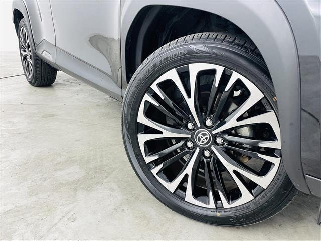 ヤリスクロス ハイブリッドＺ　アドベンチャー　プリクラッシュセーフティ　レーントレーシングアシスト　レーダークルーズコントロール　ブラインドスポットモニター　純正ナビゲーション　Ｂｌｕｅｔｏｏｔｈ　ＥＴＣ　バックカメラ　３６０度カメラ　ＨＤＭＩ（14枚目）