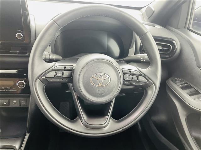 ヤリスクロス ハイブリッドＺ　アドベンチャー　プリクラッシュセーフティ　レーントレーシングアシスト　レーダークルーズコントロール　ブラインドスポットモニター　純正ナビゲーション　Ｂｌｕｅｔｏｏｔｈ　ＥＴＣ　バックカメラ　３６０度カメラ　ＨＤＭＩ（22枚目）