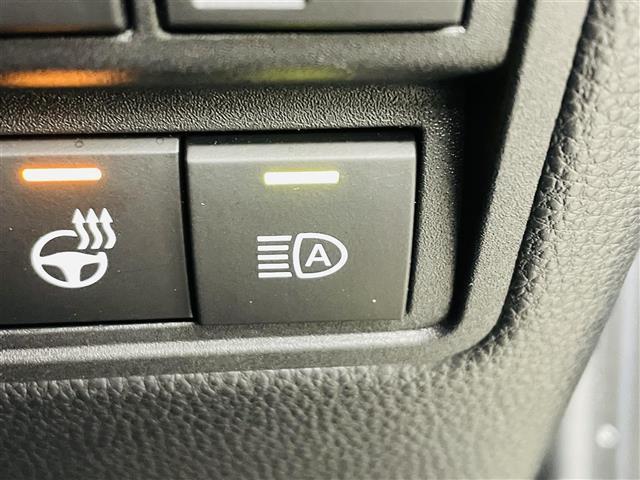 ヤリスクロス ハイブリッドＺ　アドベンチャー　プリクラッシュセーフティ　レーントレーシングアシスト　レーダークルーズコントロール　ブラインドスポットモニター　純正ナビゲーション　Ｂｌｕｅｔｏｏｔｈ　ＥＴＣ　バックカメラ　３６０度カメラ　ＨＤＭＩ（30枚目）