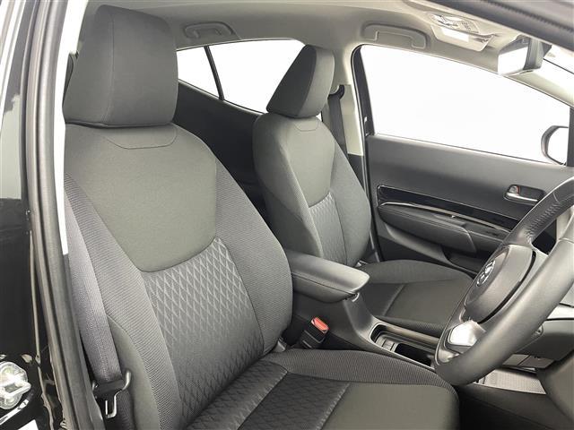 アクア Ｚ　トヨタセーフティセンス　プリクラッシュセーフティ　レーダークルーズコントロール　ブラインドスポットモニターパノラミックビューモニター　ヘッドアップディスプレイ　純正ディスプレイオーディオ　Ｂカメラ（8枚目）