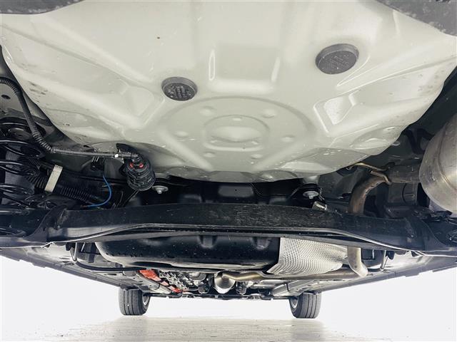 アクア Ｚ　トヨタセーフティセンス　プリクラッシュセーフティ　レーダークルーズコントロール　ブラインドスポットモニターパノラミックビューモニター　ヘッドアップディスプレイ　純正ディスプレイオーディオ　Ｂカメラ（43枚目）