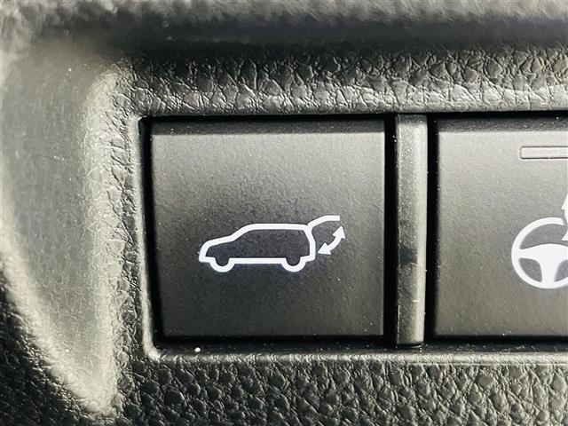 ハリアーハイブリッド Z レザーパッケージ ワンオーナー JBLプレミアムサウンド 純正12.3型ディスプレイオーディオ フルセグTV ビルトインETC2.0 ヘッドアップディスプレイ 全方位カメラ ブラインドスポットモニター エアシート(27枚目)