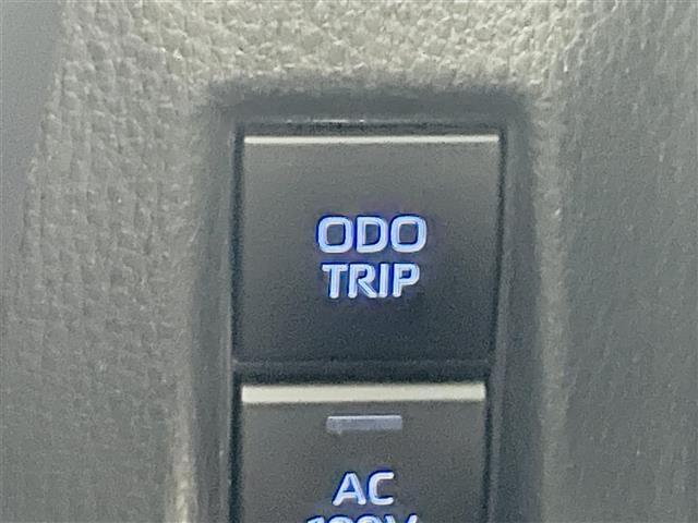 ハリアーハイブリッド Z レザーパッケージ ワンオーナー JBLプレミアムサウンド 純正12.3型ディスプレイオーディオ フルセグTV ビルトインETC2.0 ヘッドアップディスプレイ 全方位カメラ ブラインドスポットモニター エアシート(32枚目)