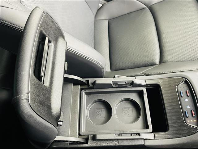 ハリアーハイブリッド Z レザーパッケージ ワンオーナー JBLプレミアムサウンド 純正12.3型ディスプレイオーディオ フルセグTV ビルトインETC2.0 ヘッドアップディスプレイ 全方位カメラ ブラインドスポットモニター エアシート(35枚目)