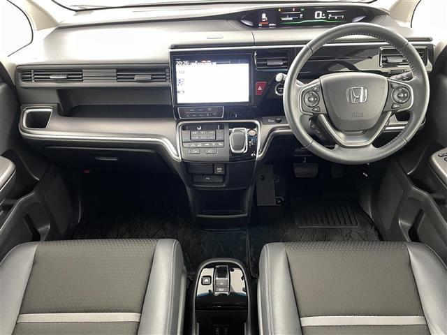 ステップワゴンスパーダ e:HEVスパーダ G・EX ホンダセンシング ホンダセンシング/アダプティブクルーズコントロール/純正10型ナビ/フルセグ/全周囲カメラ/両側パワースライドドア/ドライブレコーダー/ハーフレザーシート/シートヒーター/純正AW/LEDヘッドライト(2枚目)