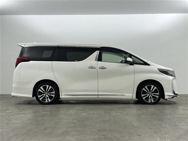 アルファード ２．５Ｓ　Ｃパッケージ　プリクラッシュセーフティ　レーントレーシングアシスト　レーンディパーチャーアラート　レーダークルーズコントロール　ブラインドスポットモニター　純正ナビゲーション　Ｂｌｕｅｔｏｏｔｈ　ＴＶ　バックカメラ（39枚目）