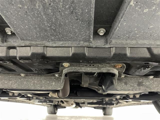 アルファード ２．５Ｓ　Ｃパッケージ　プリクラッシュセーフティ　レーントレーシングアシスト　レーンディパーチャーアラート　レーダークルーズコントロール　ブラインドスポットモニター　純正ナビゲーション　Ｂｌｕｅｔｏｏｔｈ　ＴＶ　バックカメラ（42枚目）