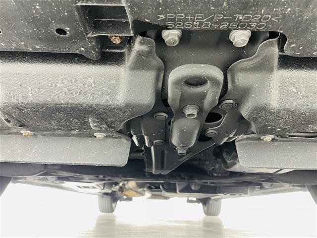 ノア Ｓｉ　フリップダウン　純正７インチＳＤナビ　型番；ＮＳＺＴ－Ｗ６４ＴフルセグＴＶ／ＢＴ／ＣＤ／ＤＶＤ　バックＣ　両側パワースライドドア　ウォークスルー　ＬＥＤオートライト　フォグ　純正ＡＷ　ドラレコ　ＥＴＣ（43枚目）