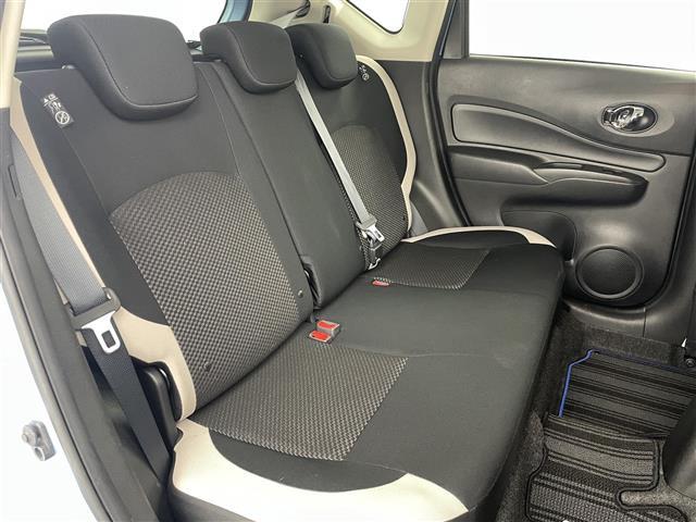 ノート ｅ－パワー　Ｘ　衝突軽減ブレーキ　斜線逸脱警報装置　純正ナビゲーション　バックカメラ　ＥＴＣ　前方ドライブレコーダー　Ｂｌｕｅｔｏｏｔｈ　ふらつき警報標識認識　スマートキー　ＴＶ　プッシュスタート　全方位カメラ（11枚目）