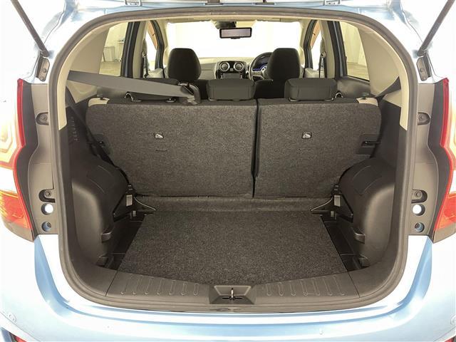 ノート ｅ－パワー　Ｘ　衝突軽減ブレーキ　斜線逸脱警報装置　純正ナビゲーション　バックカメラ　ＥＴＣ　前方ドライブレコーダー　Ｂｌｕｅｔｏｏｔｈ　ふらつき警報標識認識　スマートキー　ＴＶ　プッシュスタート　全方位カメラ（12枚目）