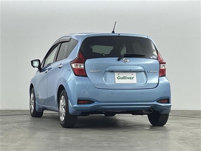 ノート ｅ－パワー　Ｘ　衝突軽減ブレーキ　斜線逸脱警報装置　純正ナビゲーション　バックカメラ　ＥＴＣ　前方ドライブレコーダー　Ｂｌｕｅｔｏｏｔｈ　ふらつき警報標識認識　スマートキー　ＴＶ　プッシュスタート　全方位カメラ（17枚目）