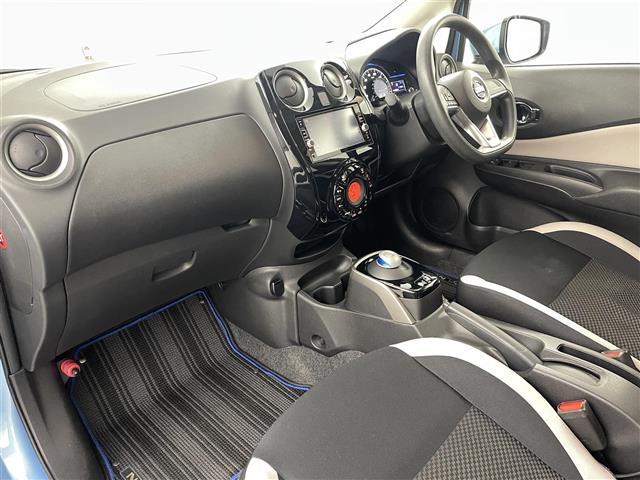 ノート ｅ－パワー　Ｘ　衝突軽減ブレーキ　斜線逸脱警報装置　純正ナビゲーション　バックカメラ　ＥＴＣ　前方ドライブレコーダー　Ｂｌｕｅｔｏｏｔｈ　ふらつき警報標識認識　スマートキー　ＴＶ　プッシュスタート　全方位カメラ（19枚目）