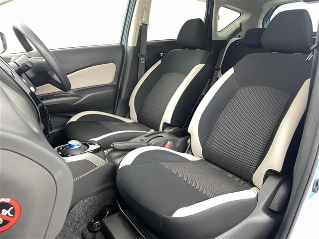 ノート ｅ－パワー　Ｘ　衝突軽減ブレーキ　斜線逸脱警報装置　純正ナビゲーション　バックカメラ　ＥＴＣ　前方ドライブレコーダー　Ｂｌｕｅｔｏｏｔｈ　ふらつき警報標識認識　スマートキー　ＴＶ　プッシュスタート　全方位カメラ（20枚目）