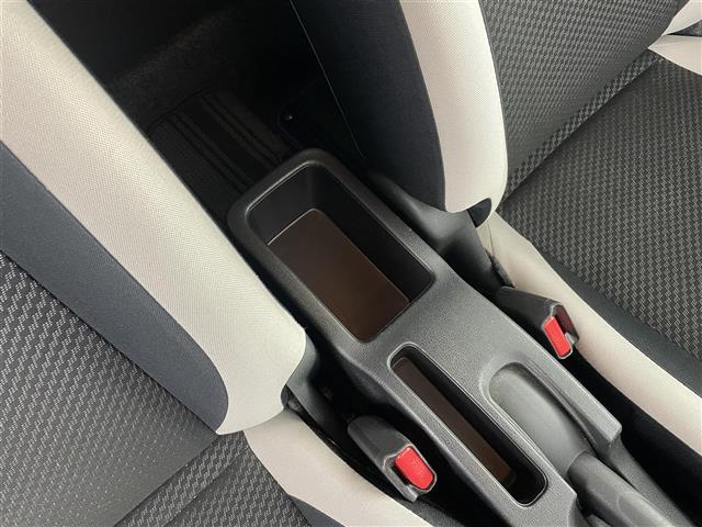 ノート ｅ－パワー　Ｘ　衝突軽減ブレーキ　斜線逸脱警報装置　純正ナビゲーション　バックカメラ　ＥＴＣ　前方ドライブレコーダー　Ｂｌｕｅｔｏｏｔｈ　ふらつき警報標識認識　スマートキー　ＴＶ　プッシュスタート　全方位カメラ（35枚目）