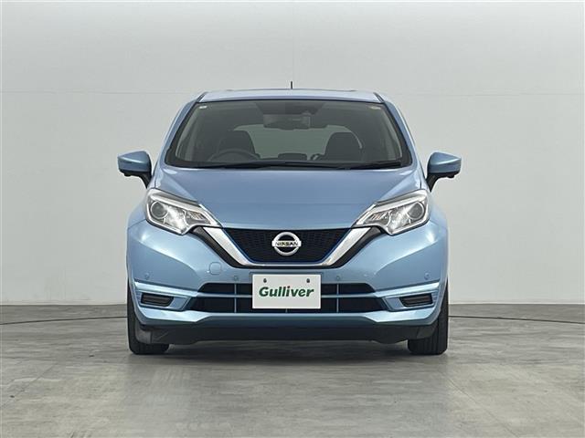 ノート ｅ－パワー　Ｘ　衝突軽減ブレーキ　斜線逸脱警報装置　純正ナビゲーション　バックカメラ　ＥＴＣ　前方ドライブレコーダー　Ｂｌｕｅｔｏｏｔｈ　ふらつき警報標識認識　スマートキー　ＴＶ　プッシュスタート　全方位カメラ（37枚目）