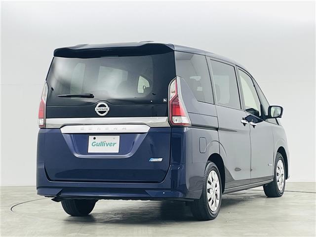 セレナ Ｘ　純正ＳＤ９インチナビ　純正フリップダウンモニター　フルセグＴＶ　ＣＤ／ＤＶＤ　Ｂｌｕ－ｒａｙ　アラウンドビューモニター　プロパイロット　両側パワースライドドア　デジタルインナーミラー　純正フロアマット（16枚目）