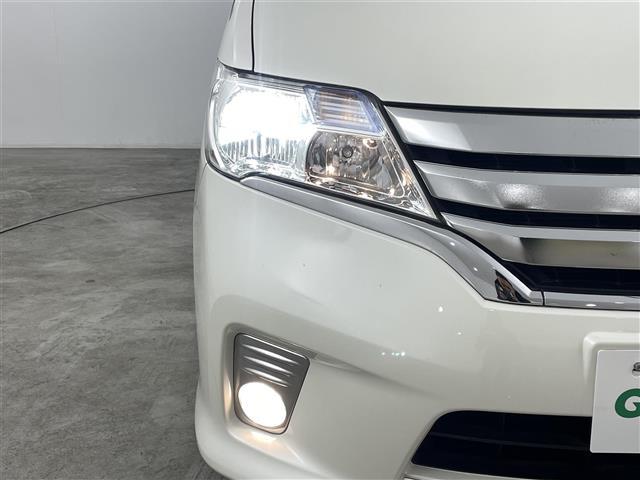 セレナ ハイウェイスター S-ハイブリッド Vセレクション 禁煙車 純正8インチナビ フリップダウンモニター ETC 両側パワースライドドア バックカメラ 15インチアルミホイール 純正フロアマット フルセグTV Bluetooth アイドリングストップ CD(14枚目)