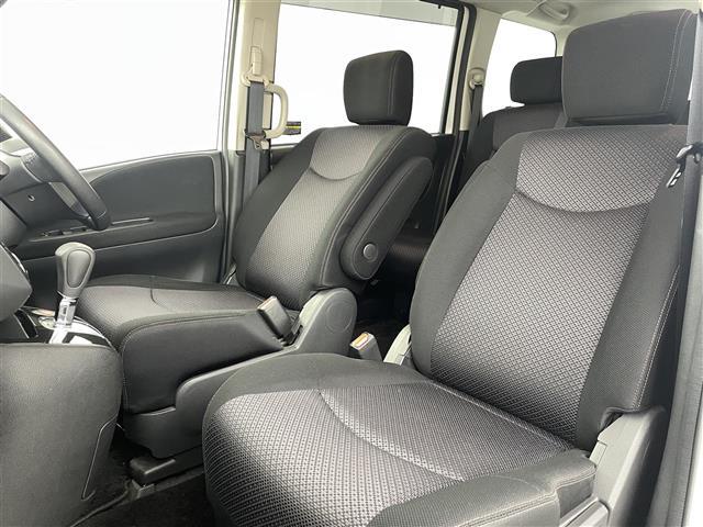 セレナ ハイウェイスター S-ハイブリッド Vセレクション 禁煙車 純正8インチナビ フリップダウンモニター ETC 両側パワースライドドア バックカメラ 15インチアルミホイール 純正フロアマット フルセグTV Bluetooth アイドリングストップ CD(21枚目)