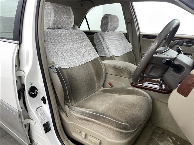 クラウン ロイヤルエクストラリミテッド 純正DVDナビ ETC CD FM,AM カセット 前後ドライブレコーダー パワーシート HIDヘッドライト フォグランプ オートライト 純正ホイール 純性フロアマット 純正ドアバイザー ミラーヒータ(9枚目)