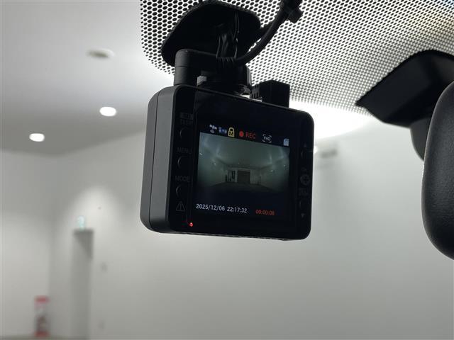 ハリアー エレガンス 禁煙車 7インチナビ モデリスタエアロ ETC バックカメラ パワーシート メモリシート シートヒーター ドライブレコーダー 純正アルミホイール フルセグTV Bluetooth プッシュスタート(4枚目)