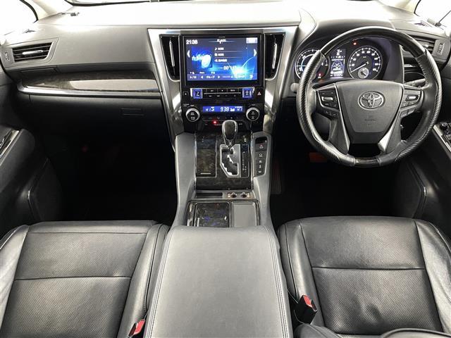 ヴェルファイアハイブリッド ＺＲ　Ｇエディション　４ＷＤ　プリクラッシュセーフテ　社外ナビ　Ｂｌｕｅｔｏｏｔｈ　ＴＶ　クルーズコントロール　電子パーキング　オートホールド　フリップダウンモニター　ＥＴＣ　シートヒーター　ステアリングヒーター（2枚目）