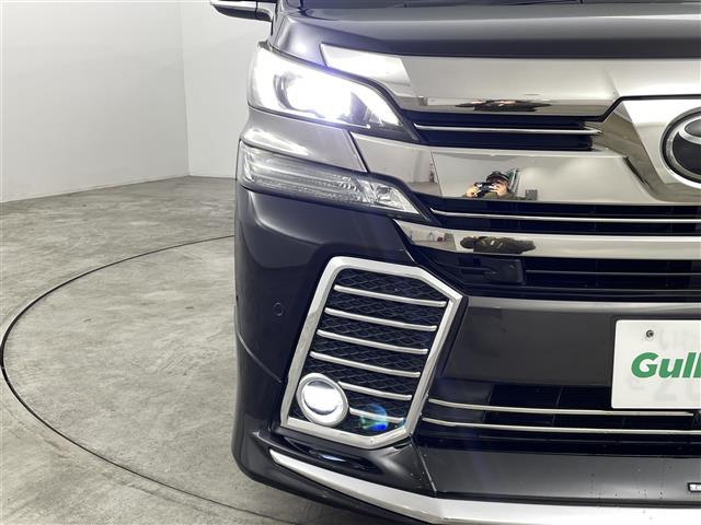 ヴェルファイアハイブリッド ＺＲ　Ｇエディション　４ＷＤ　プリクラッシュセーフテ　社外ナビ　Ｂｌｕｅｔｏｏｔｈ　ＴＶ　クルーズコントロール　電子パーキング　オートホールド　フリップダウンモニター　ＥＴＣ　シートヒーター　ステアリングヒーター（12枚目）