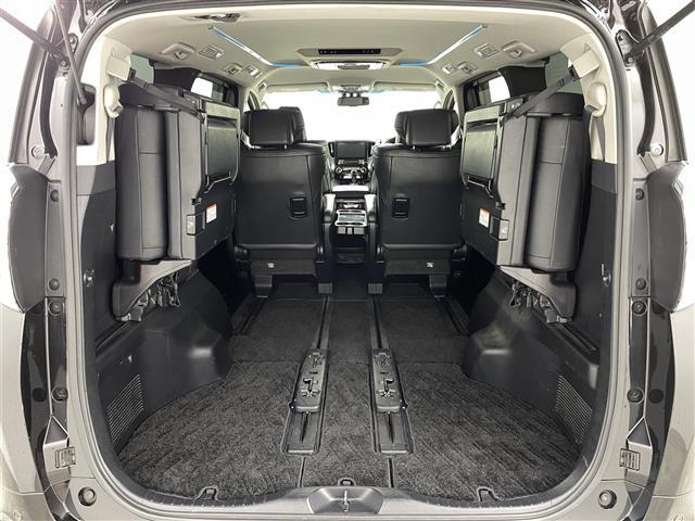 ヴェルファイアハイブリッド ＺＲ　Ｇエディション　４ＷＤ　プリクラッシュセーフテ　社外ナビ　Ｂｌｕｅｔｏｏｔｈ　ＴＶ　クルーズコントロール　電子パーキング　オートホールド　フリップダウンモニター　ＥＴＣ　シートヒーター　ステアリングヒーター（25枚目）