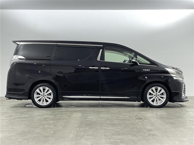 ヴェルファイアハイブリッド ＺＲ　Ｇエディション　４ＷＤ　プリクラッシュセーフテ　社外ナビ　Ｂｌｕｅｔｏｏｔｈ　ＴＶ　クルーズコントロール　電子パーキング　オートホールド　フリップダウンモニター　ＥＴＣ　シートヒーター　ステアリングヒーター（40枚目）