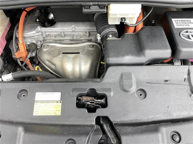 ヴェルファイアハイブリッド ＺＲ　Ｇエディション　４ＷＤ　プリクラッシュセーフテ　社外ナビ　Ｂｌｕｅｔｏｏｔｈ　ＴＶ　クルーズコントロール　電子パーキング　オートホールド　フリップダウンモニター　ＥＴＣ　シートヒーター　ステアリングヒーター（41枚目）