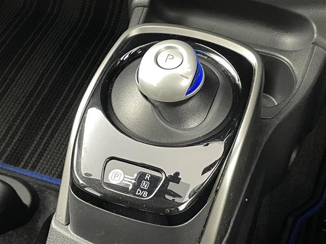 ノート e-パワー X 純正7インチナビ 全方位カメラ フルセグTV 衝突軽減ブレーキ インテリジェントルームミラー ドライブレコーダー スマートキー オートマチックハイビーム コーナーセンサー 14インチアルミホイール(26枚目)