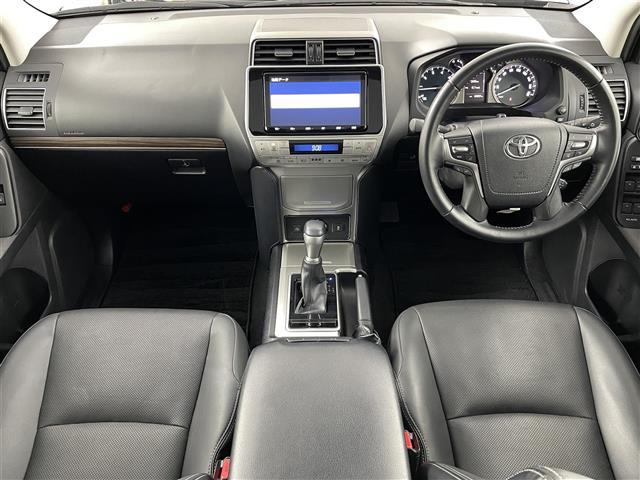 ランドクルーザープラド TX Lパッケージ マットブラックエディション 4WD 純正SDナビ サンルーフ ワンオーナー トヨタセーフティセンス フルセグTV デジタルインナーミラー レーダークルーズコントロール シートヒーター エアシート バックカメラ LEDヘッドライト(2枚目)